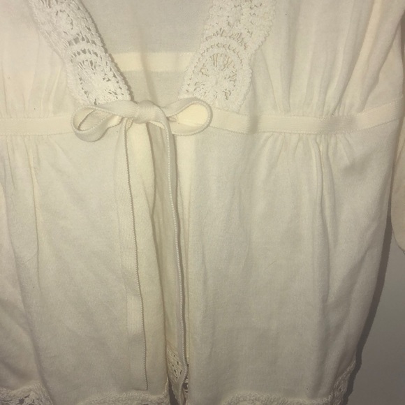 Ann Taylor LOFT 3/4 sleeve off white cardigan - Picture 8 of 8